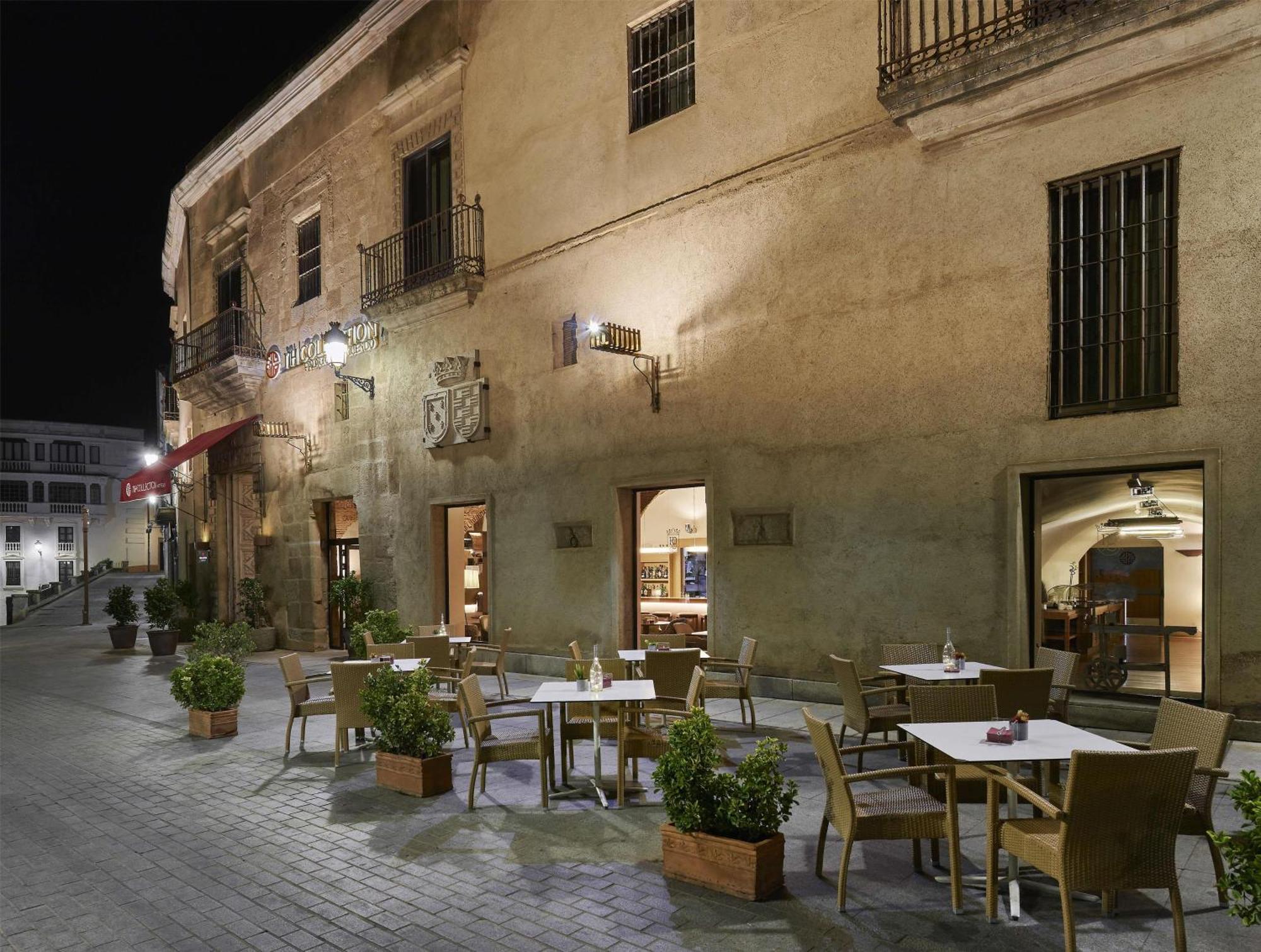 Nh Collection Caceres Palacio De Oquendo Exterior photo