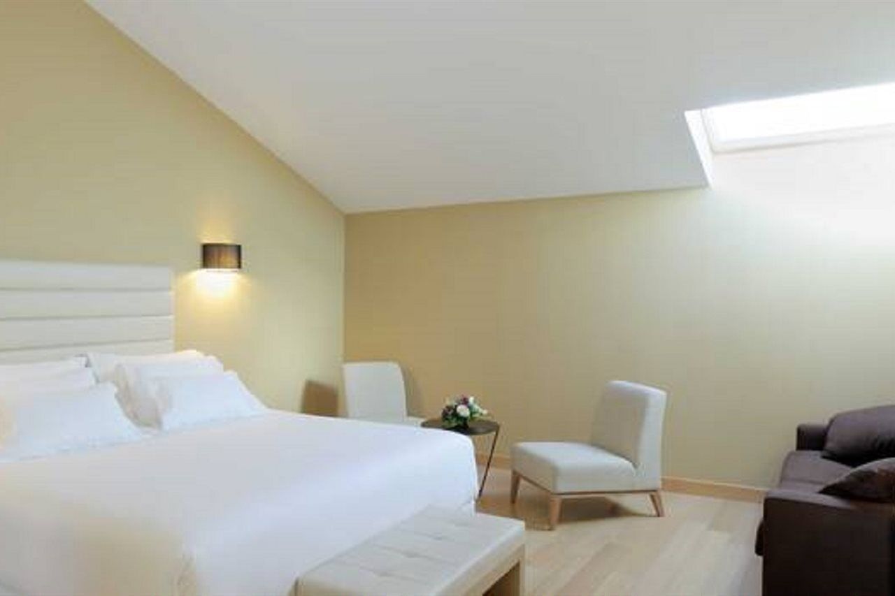 Nh Collection Caceres Palacio De Oquendo Exterior photo
